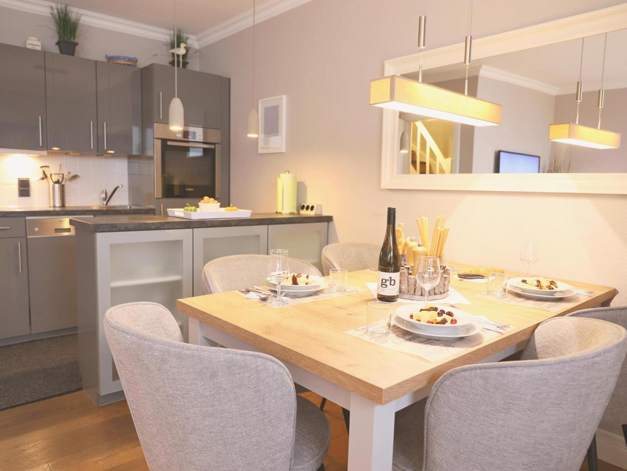 Exklusive 3-Zimmer-Ferienwohnung Im Herzen Westerlands Exteriör bild